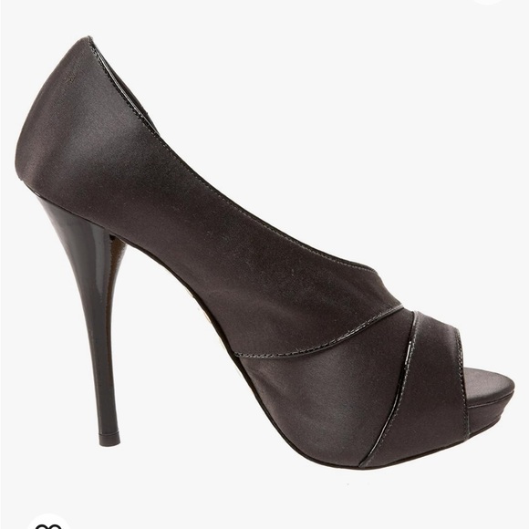 Betsey Johnson Women's Whitney 8 Worn Twice - Picture 4 of 9